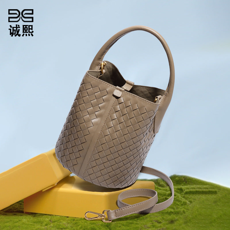 厂家新款手工编织包包潮流百搭纯色子母水桶包女士休闲单肩斜挎包