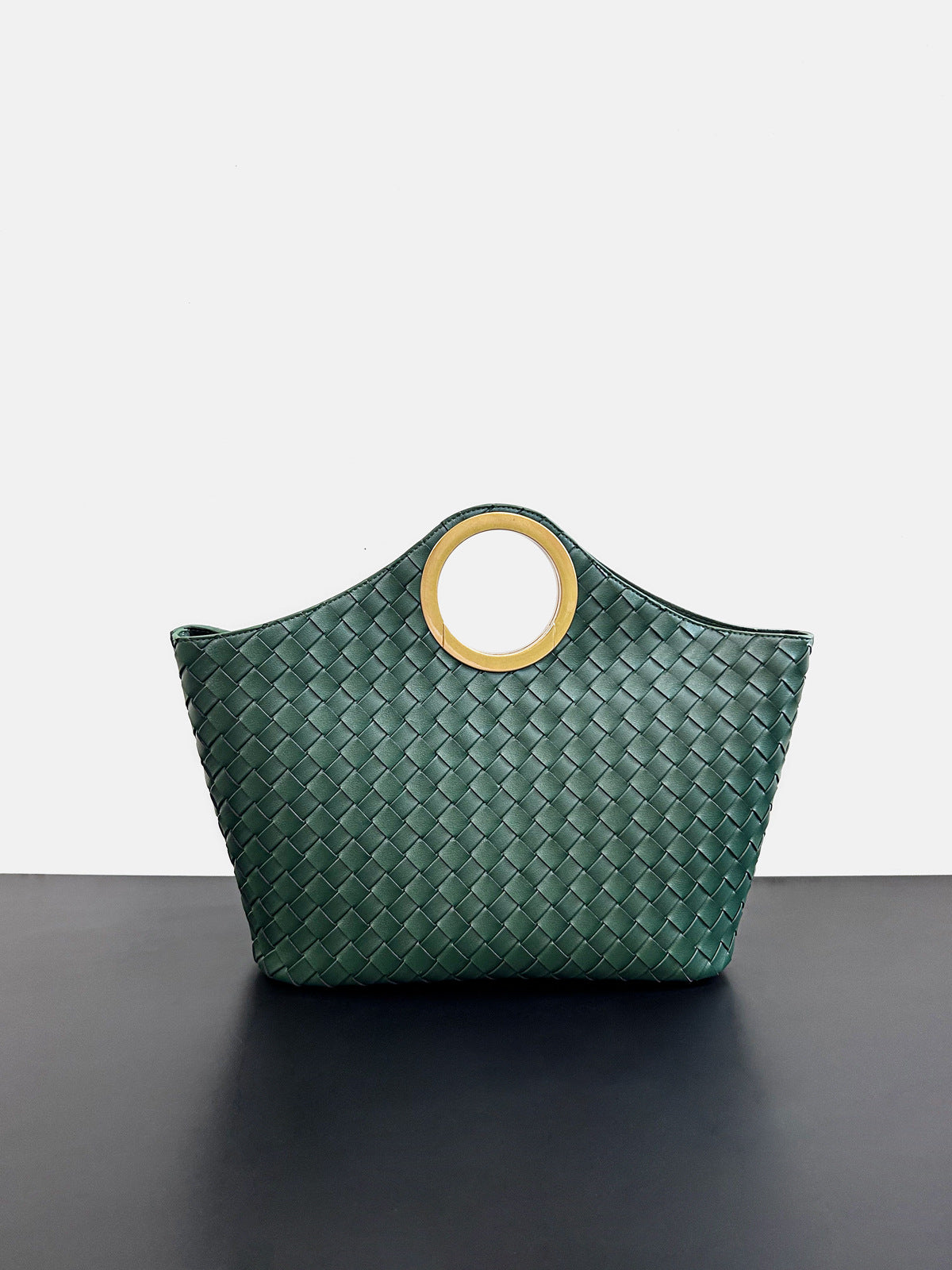 圆环手提包高级感菜篮子水桶包新款牛皮时尚通勤托特包斜挎肩包包