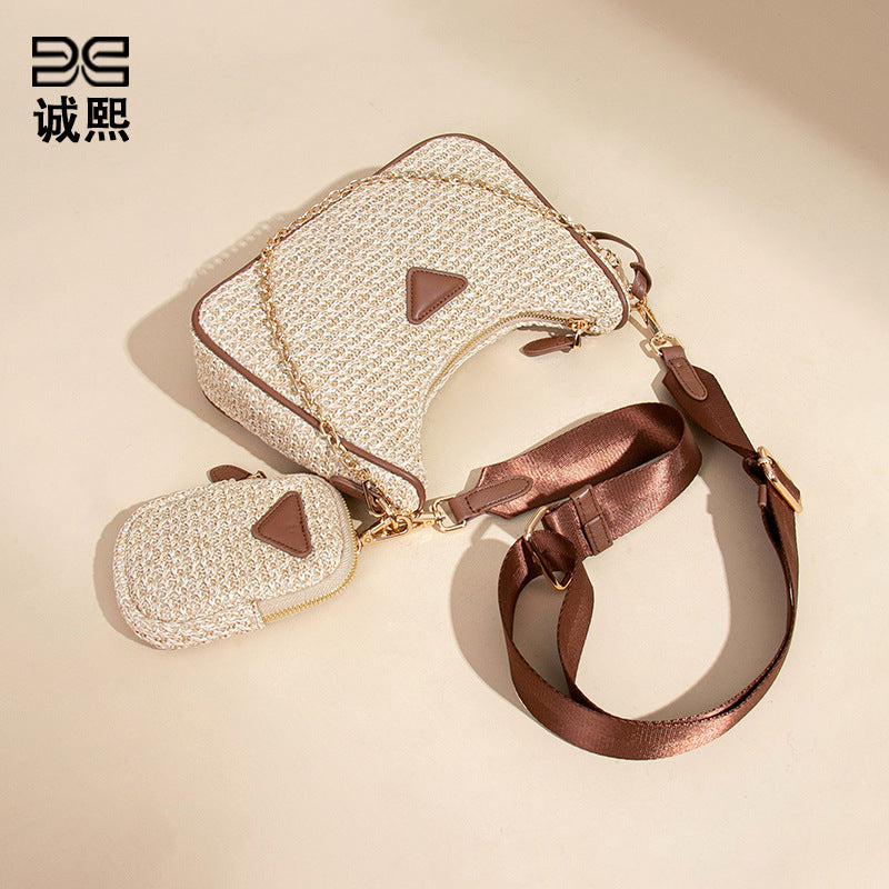 简约小清新斜挎沙滩包拉菲草两件套单肩腋下包时尚小众草编月牙包