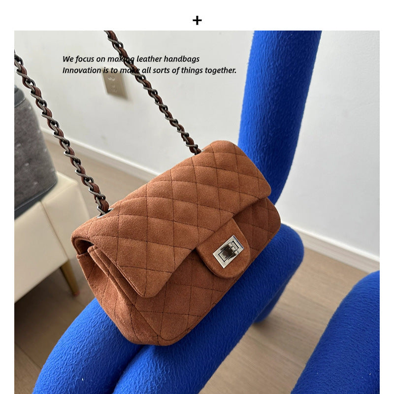 2023秋冬新款高级感复古锁扣车载线菱格链条单肩腋下包斜挎包潮女