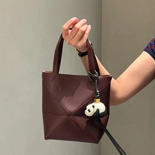 2024新款真皮女包变形几何拼接折叠托特单肩斜跨潮流双肩厂家