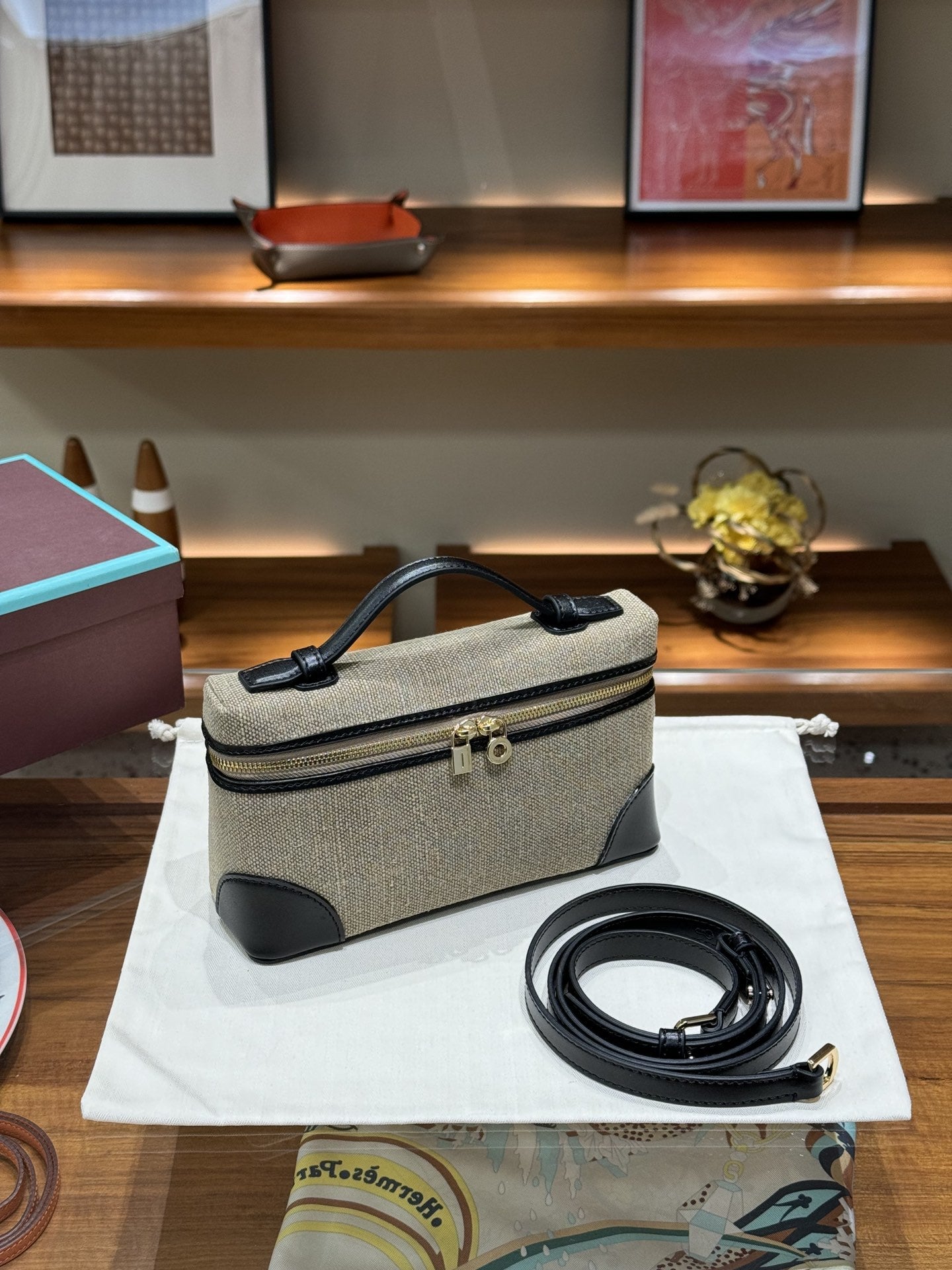 2025小包包夏季款饭盒包高级感小众真皮女包单肩斜挎女百搭