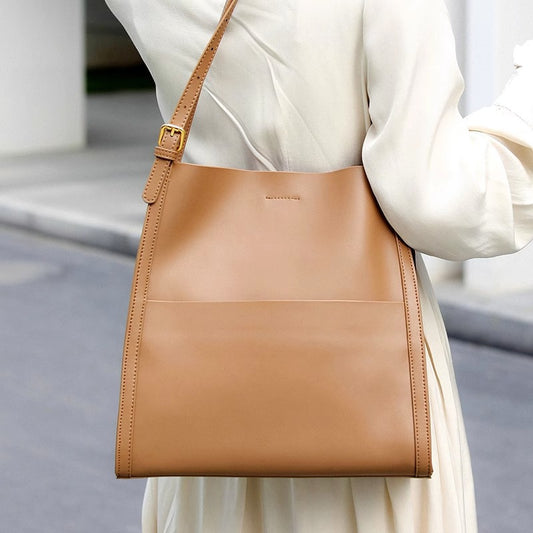 真牛皮包包女ins风百搭时尚大容量托特大包通勤上班水桶包女 代发