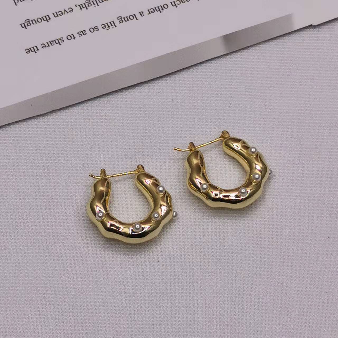 赛家21新款U形不规则耳环女珍珠光面高级感气质镀金几何形耳扣