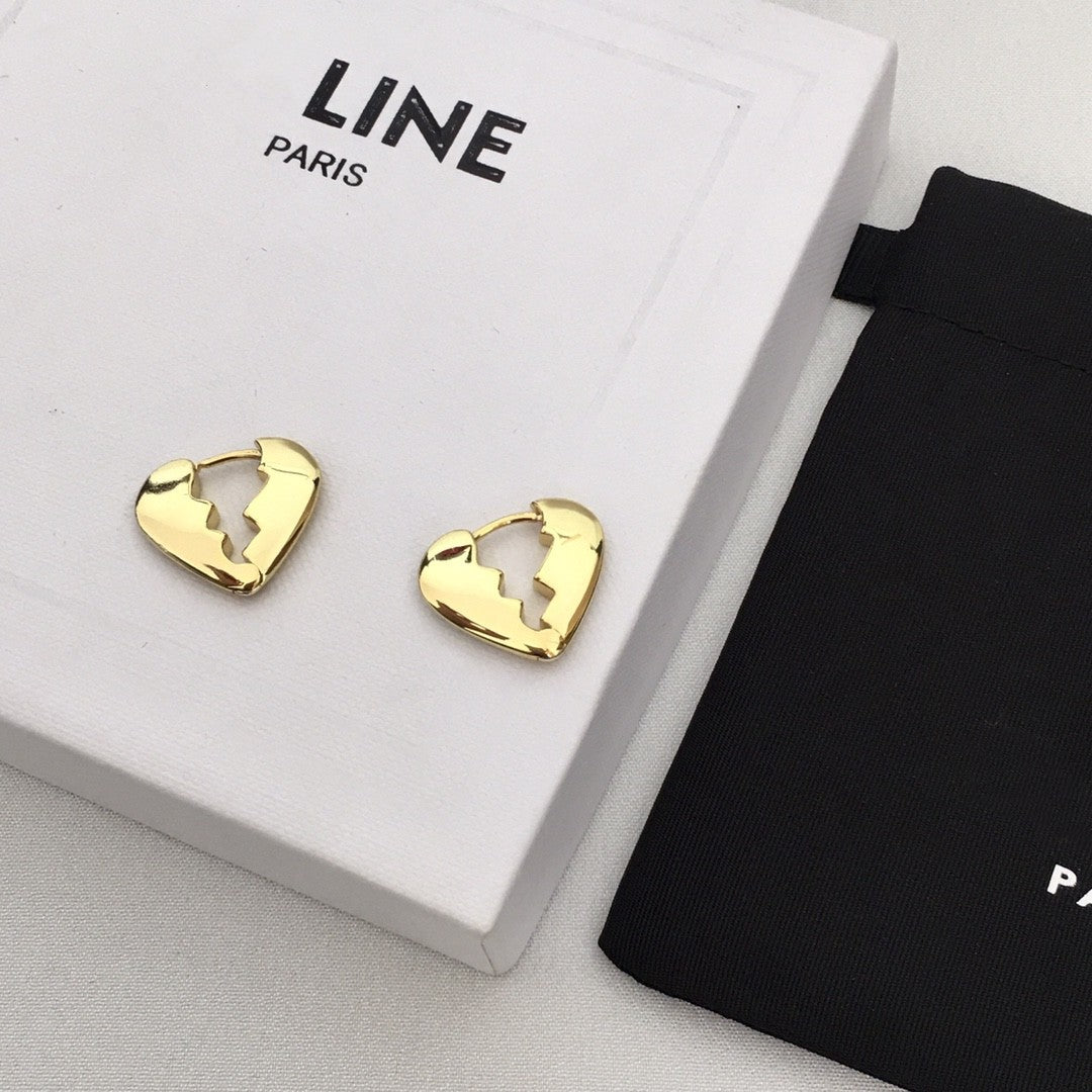 CELI风22新款心形耳环女光面气质个性高级感心动耳扣爱心耳饰