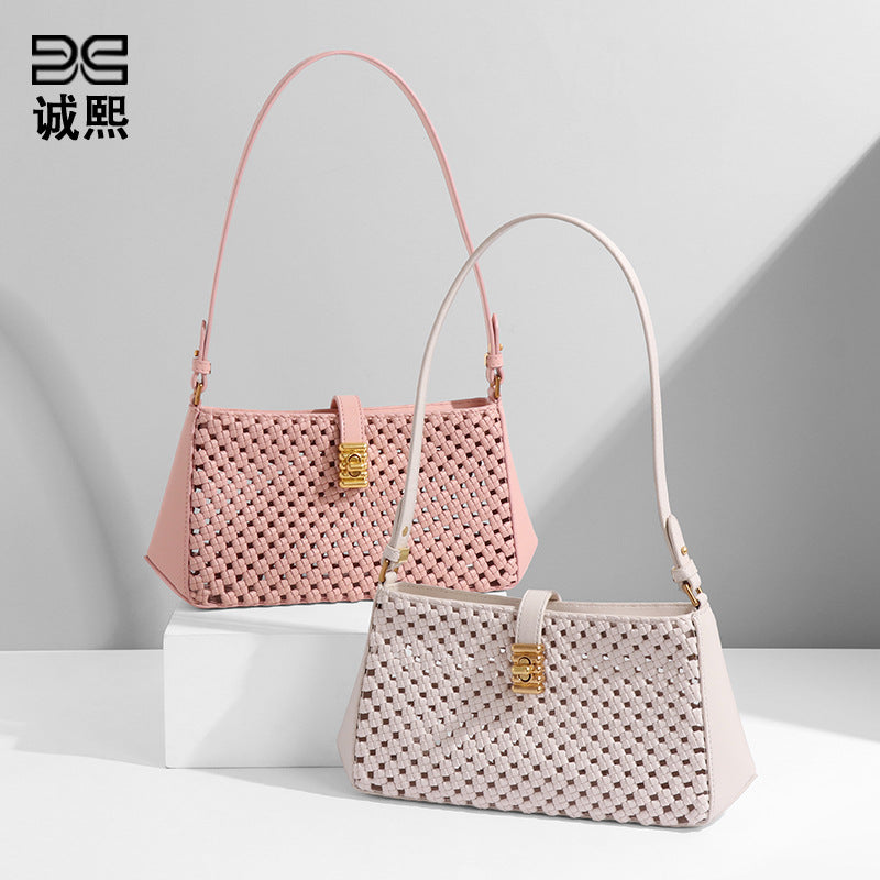 包包女高级感小众文艺简约手工编织软皮轻便锁扣腋下包单肩斜挎包