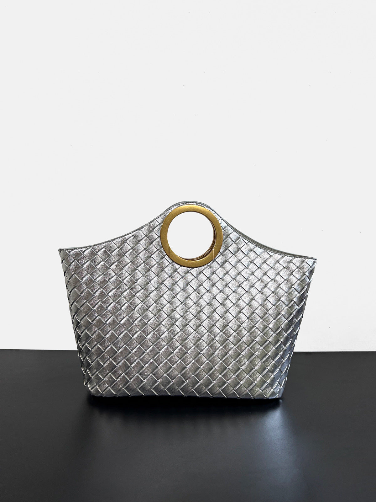 圆环手提包高级感菜篮子水桶包新款牛皮时尚通勤托特包斜挎肩包包