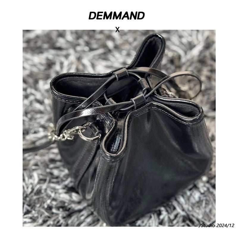 女包复古真皮抽绳手提水桶包高质量简约包头层牛皮腋下单肩斜挎包