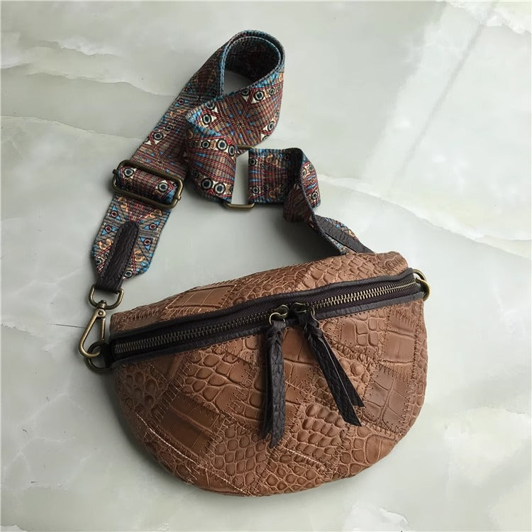 出口法国外贸真皮复古胸包欧美时尚百搭斜跨包腰包女酷包直播代发