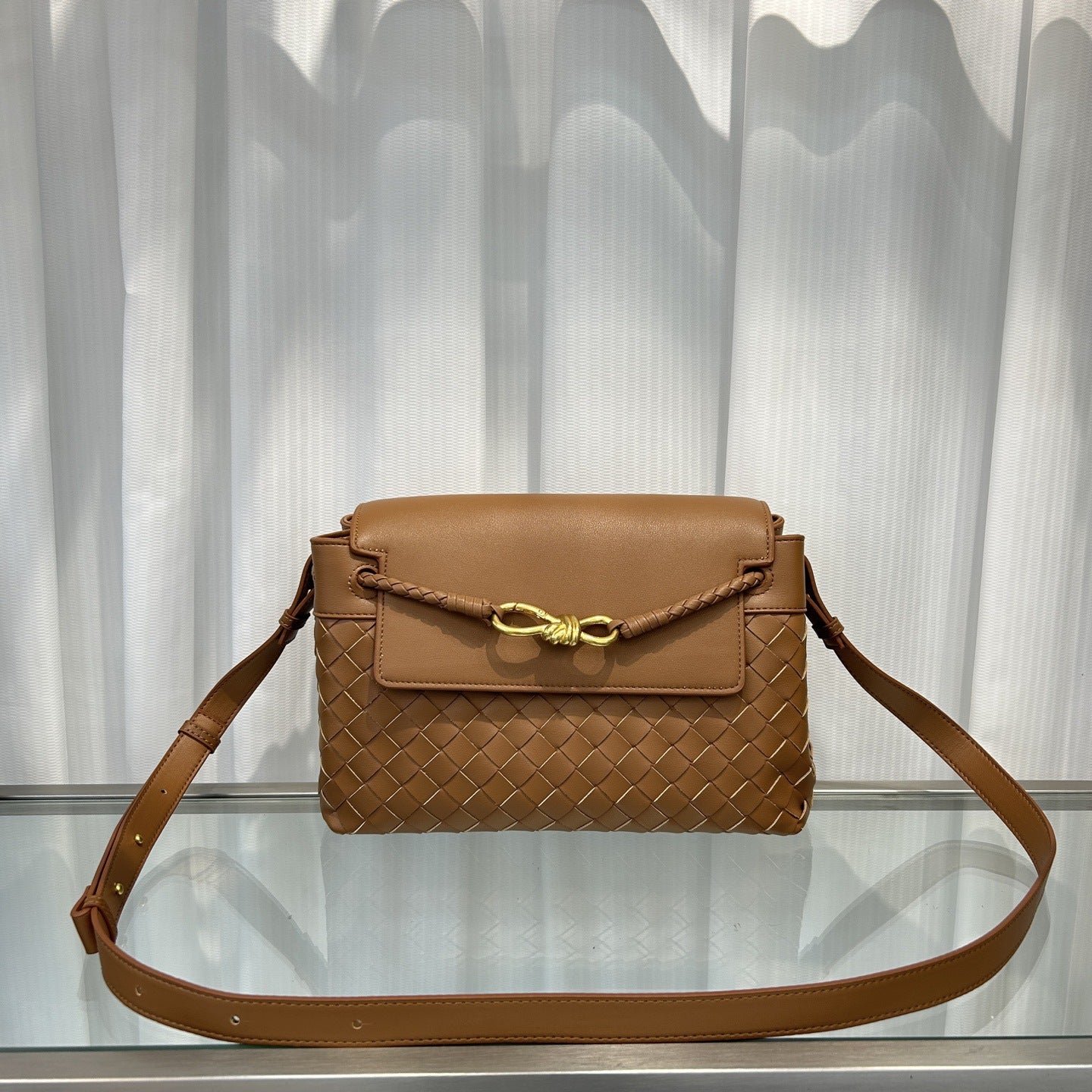 热销新款跨境手工编织金属蝴蝶扣包菱格时尚单肩托特包百搭斜跨包