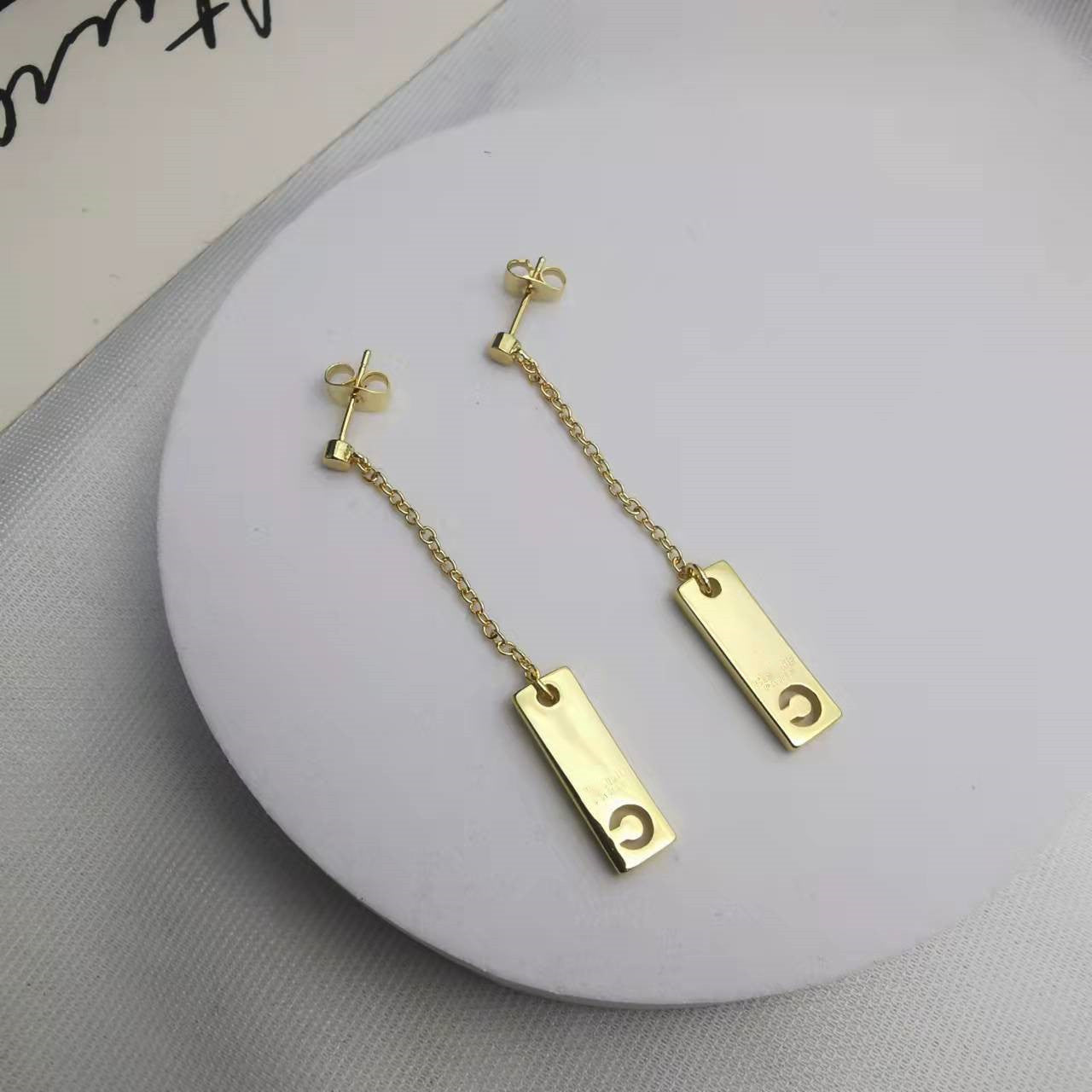 CELI家22新款长款方牌C字母耳钉女高级感气质耳线流苏长牌耳环