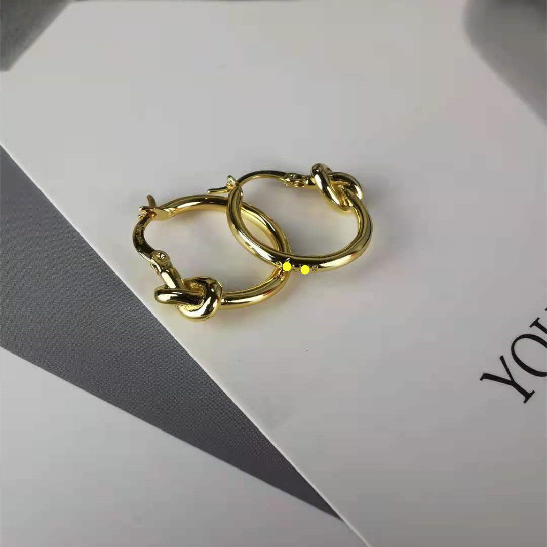 赛家新款celi打结耳环百搭复古简约港风法式耳钉小众设计感耳圈