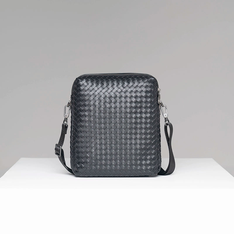 X&BV单肩包男真皮编织竖款时尚背包大容量休闲商务斜挎包男士包包