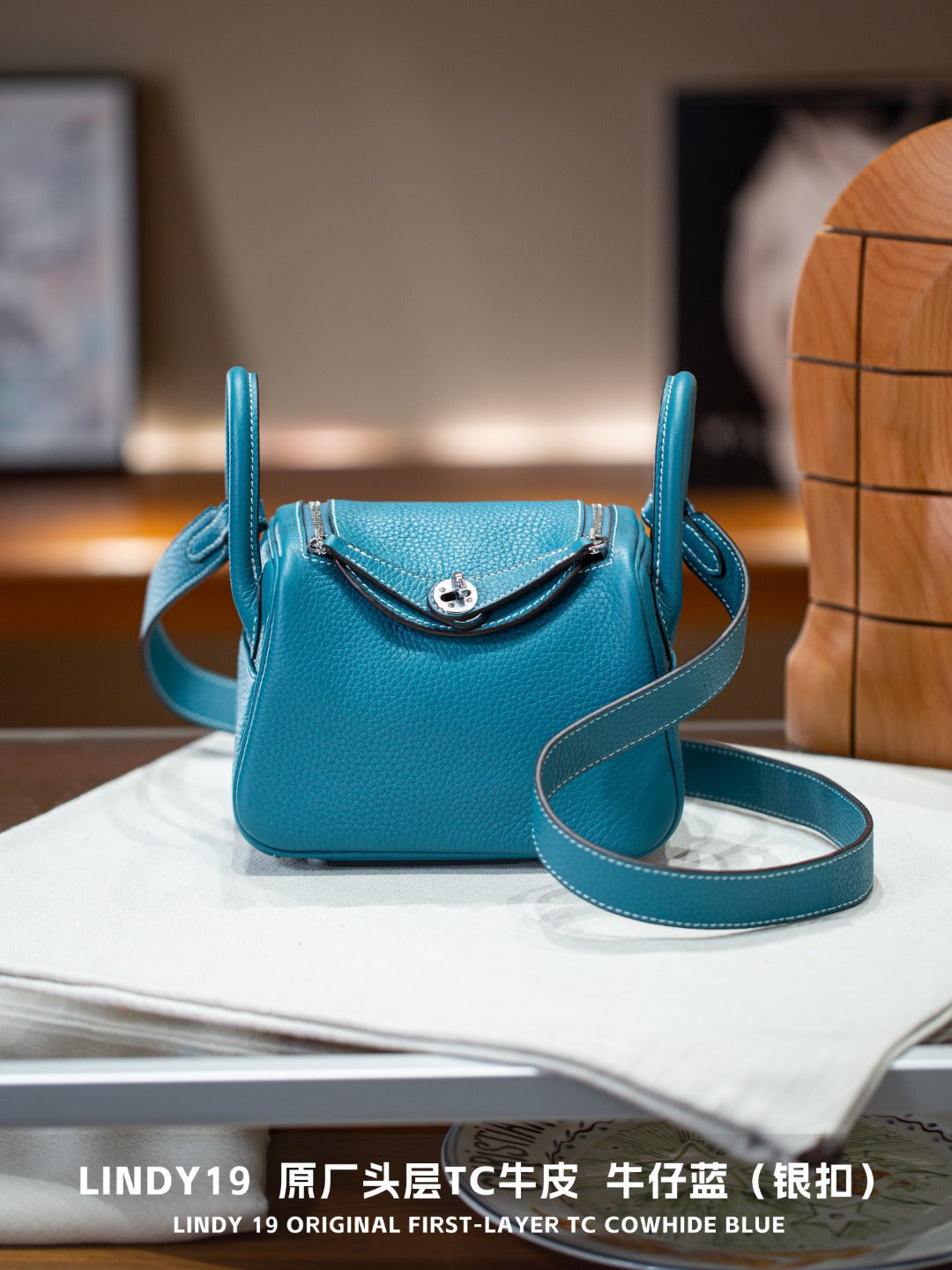 包包2025新款女包琳迪包真皮女包医生包包单肩手提斜挎枕头药箱包