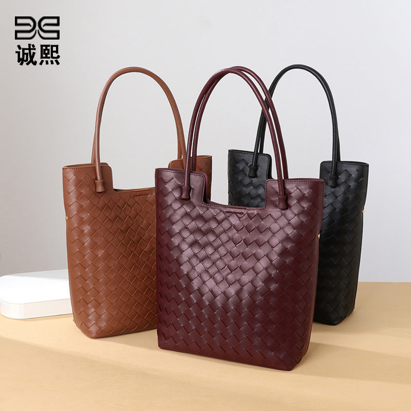 托特包2025春夏新款女包时尚编织包高级感超软皮单肩手提真皮包包