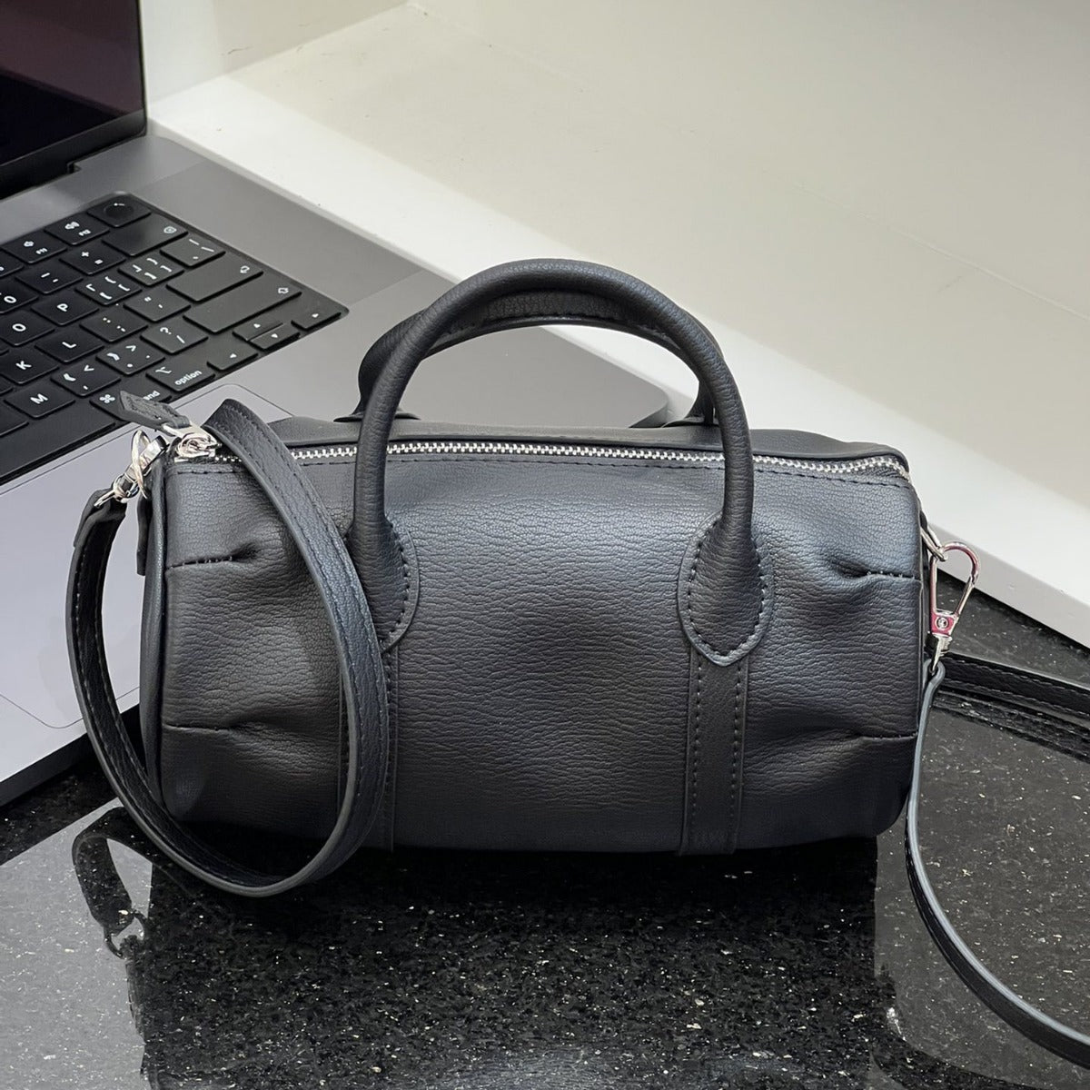 2024新款头层牛皮枕头包时尚手拎包百搭高级感单肩斜挎包包女