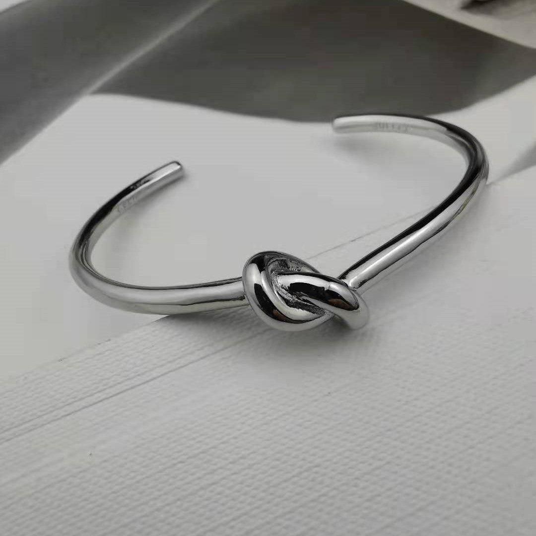赛家新款打结手镯高级感时尚气质极简风镀金厂家批发开口光面手环