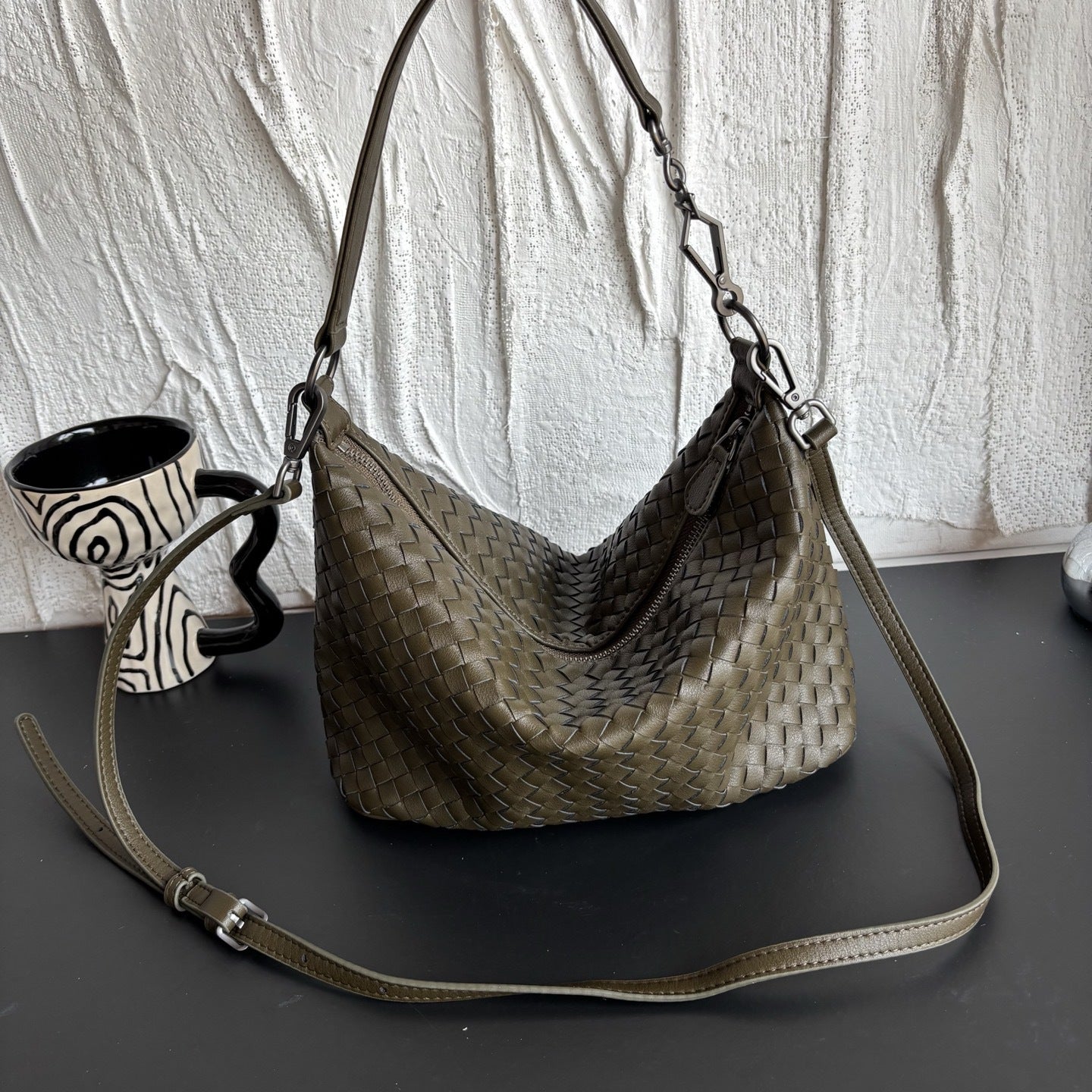 羊皮编织饭盒包饺子包遛狗包慵懒风双肩带腋下包手挽手提斜挎女包