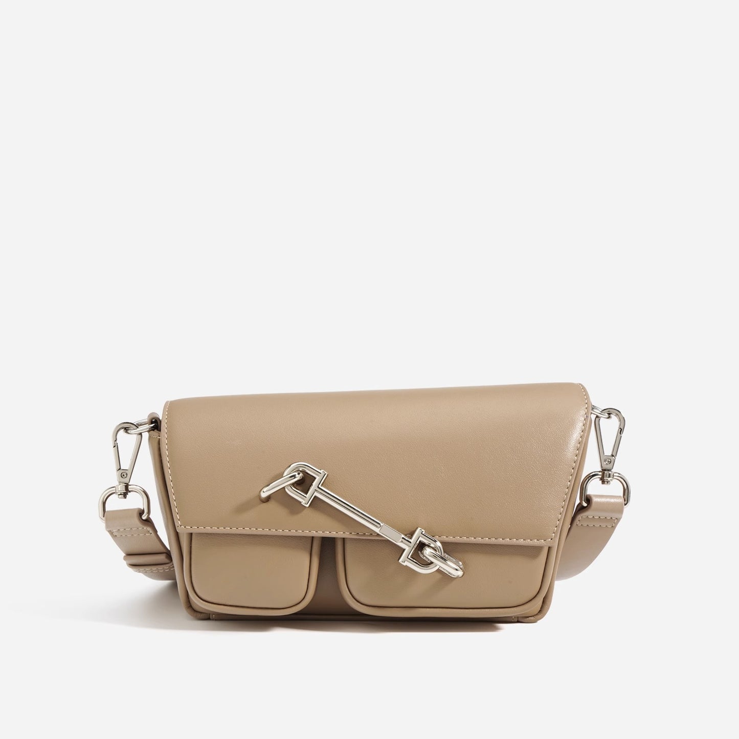 锁扣小众斜挎包 百搭头层牛皮宽肩带潮炸斜挎锁盒mini相机包 批发