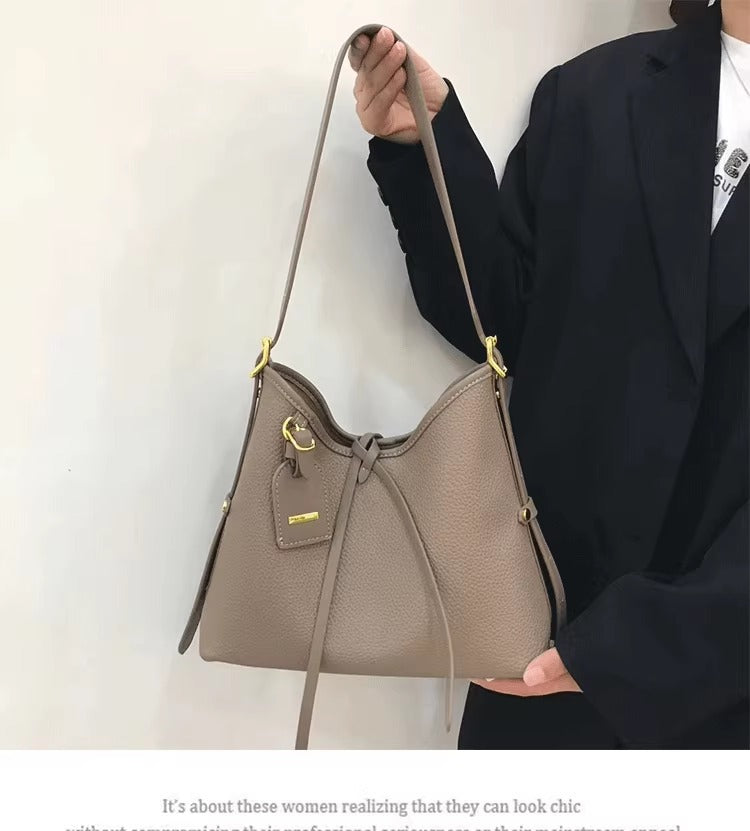 托特包女大容量手提包2024新款潮小众设计单肩斜挎包腋下包水桶包