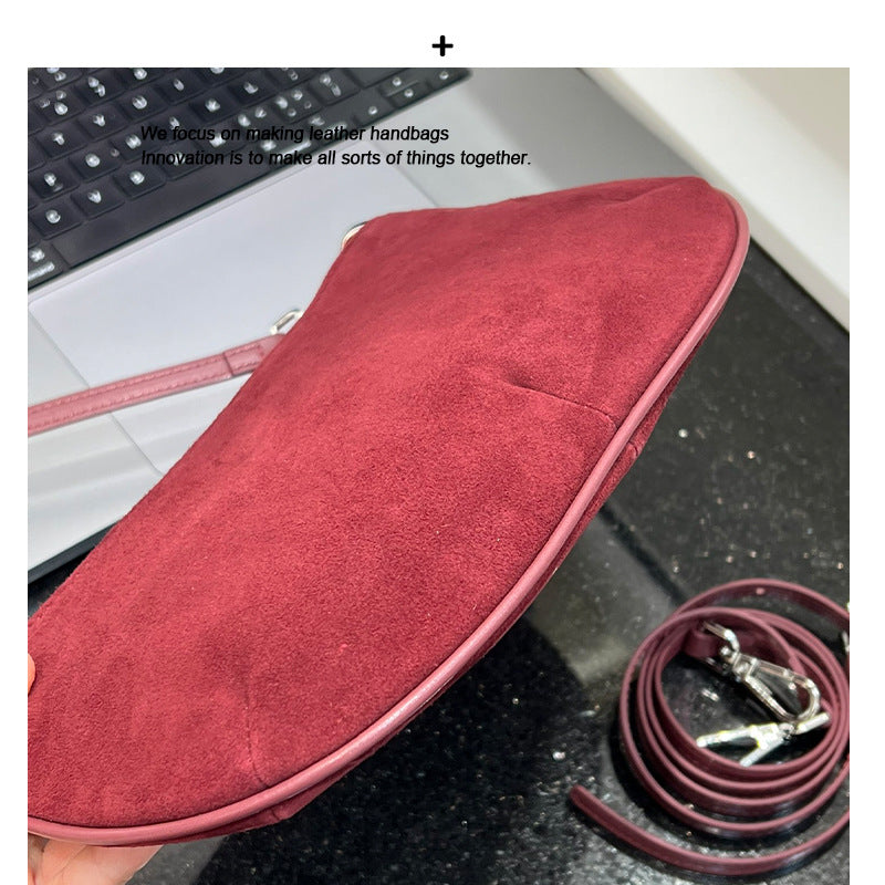 今年流行包包女士2024新款潮麂皮绒单肩包秋季复古时尚斜挎通勤包