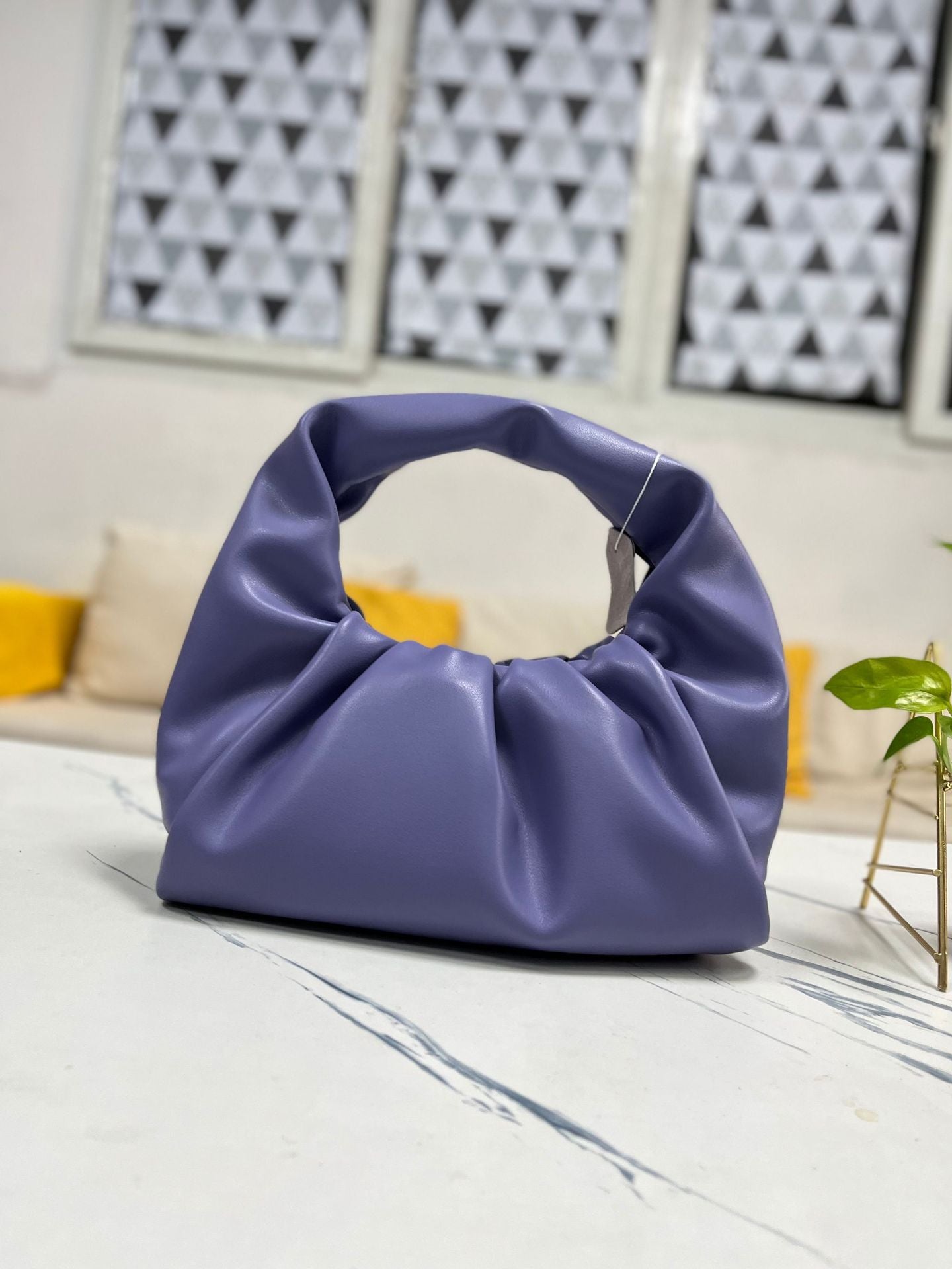 包包女2022新款女包牛角包pouch云朵包饺子包手提单肩包真皮女包