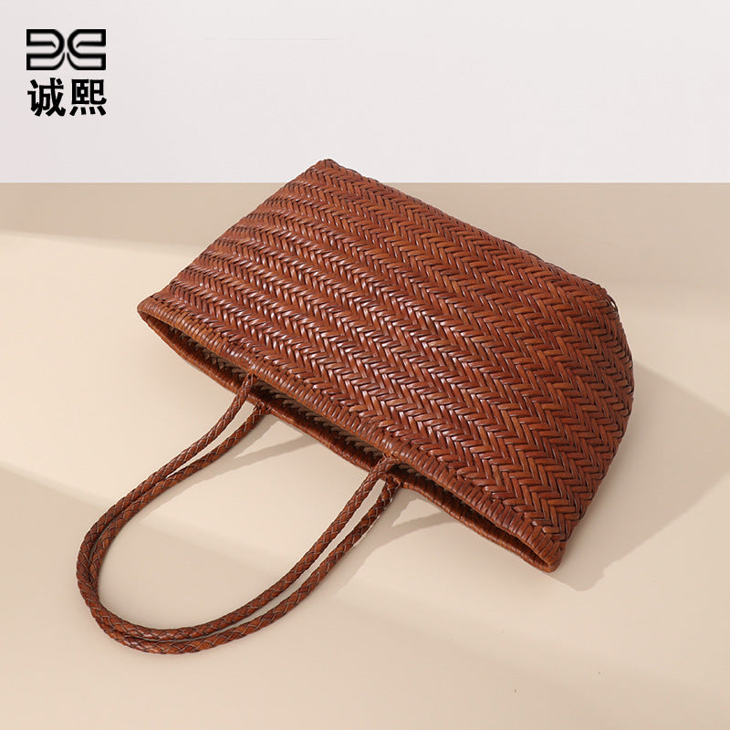 编织法式牛皮菜篮子包热卖藤编手提包女大容量时尚休闲单肩腋下包