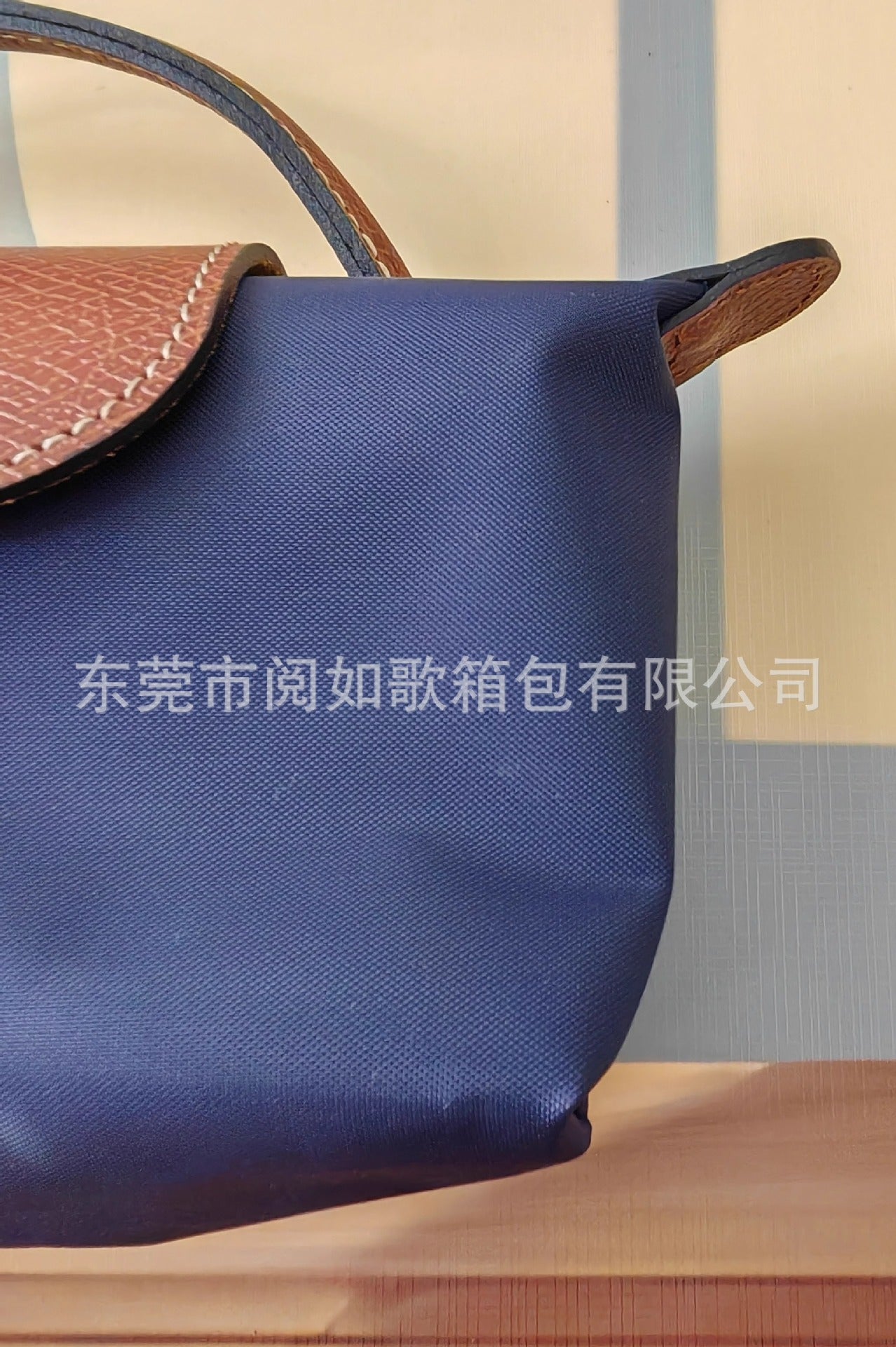 法国夏季新款mini尼龙饺子包单肩斜挎包迷你化妆包百搭手提手机包