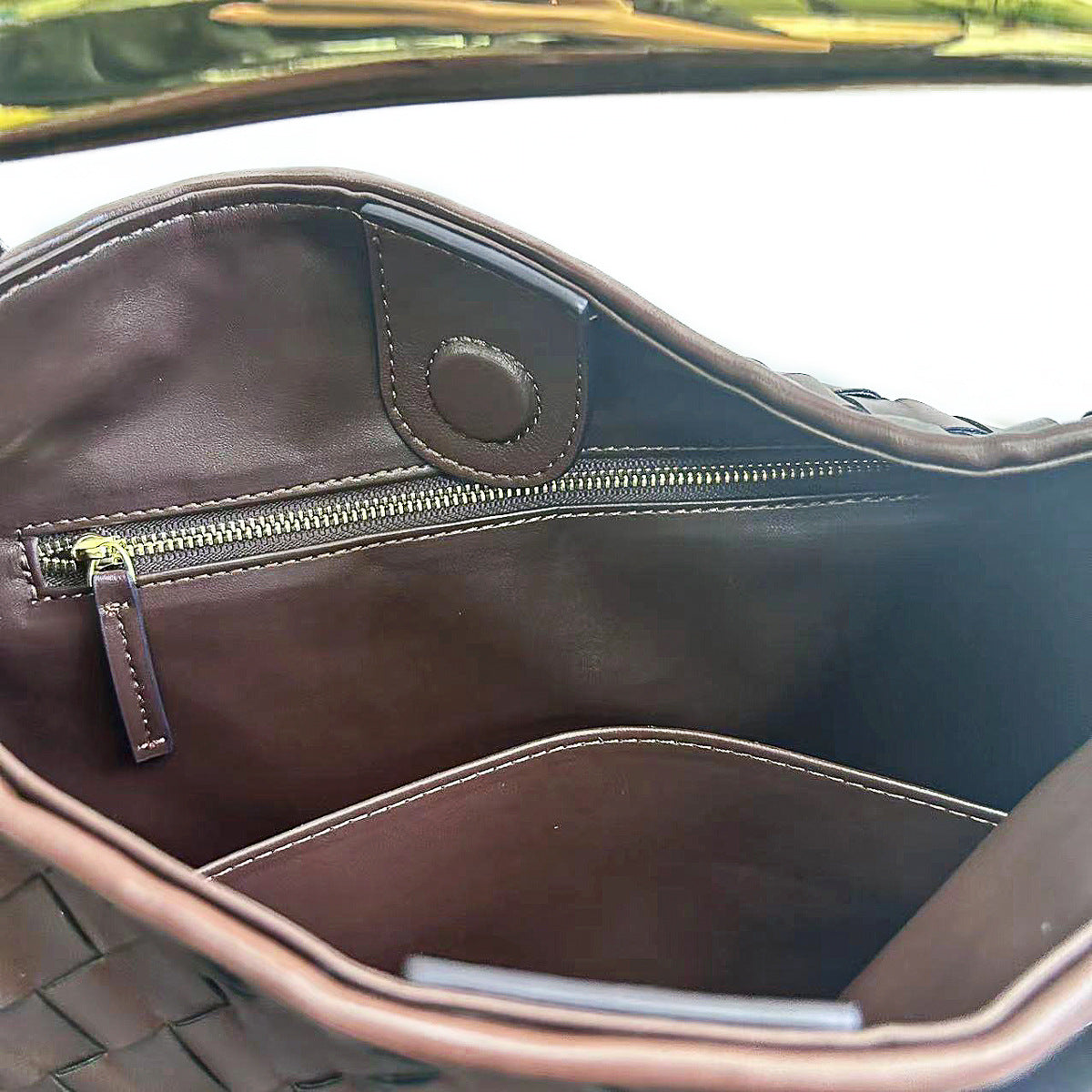 预售新款沙丁鱼编织包真皮时尚休闲高级感鲨鱼金属柄半月手提女包