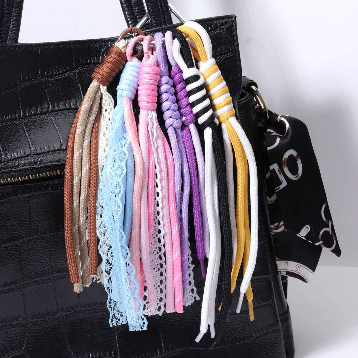 新款欧美波西米亚风涤纶纯手工编织钥匙扣包包挂件批发跨境亚马逊