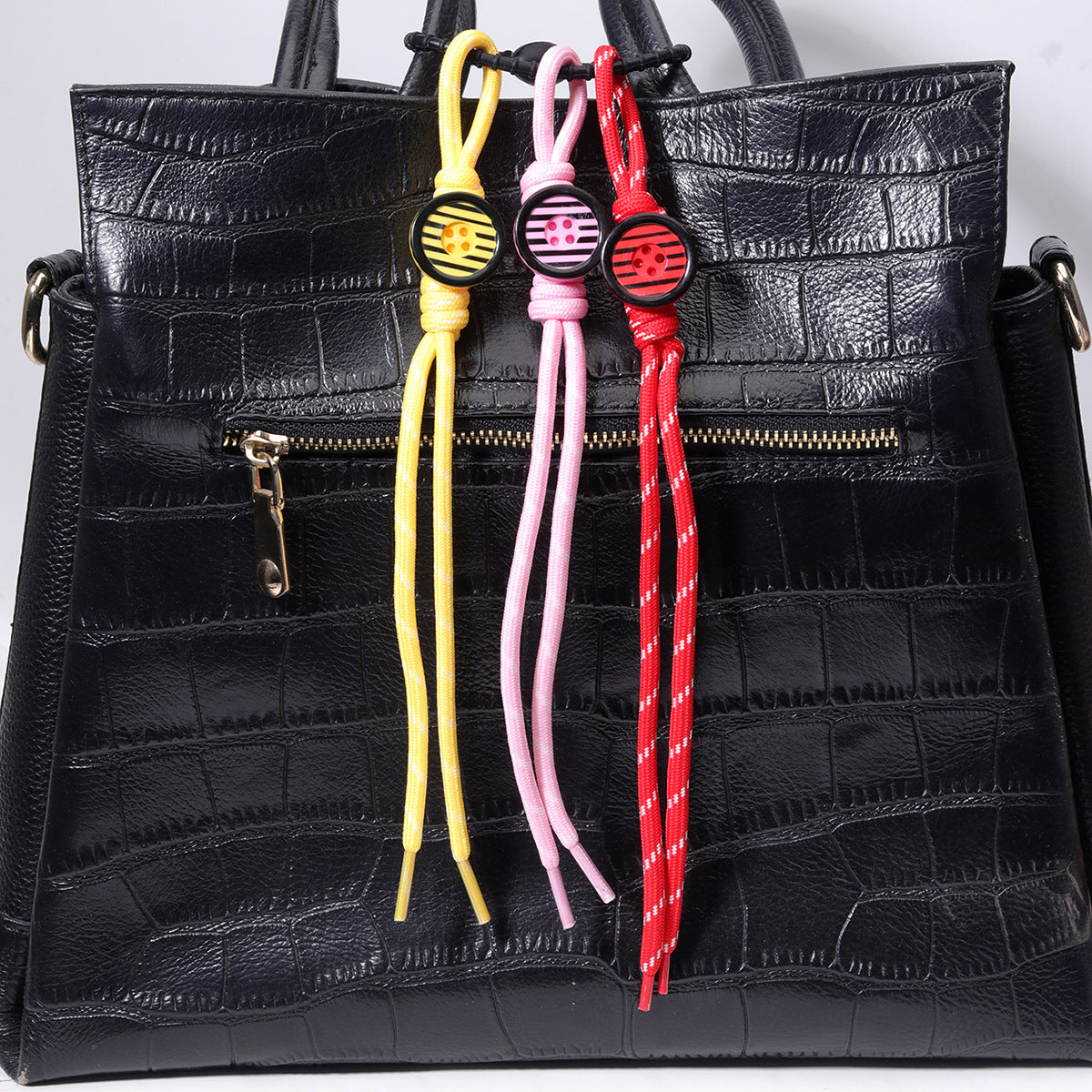 新款纽扣欧美波西米亚风涤纶纯手工编织钥匙扣包包挂件批发字母珠