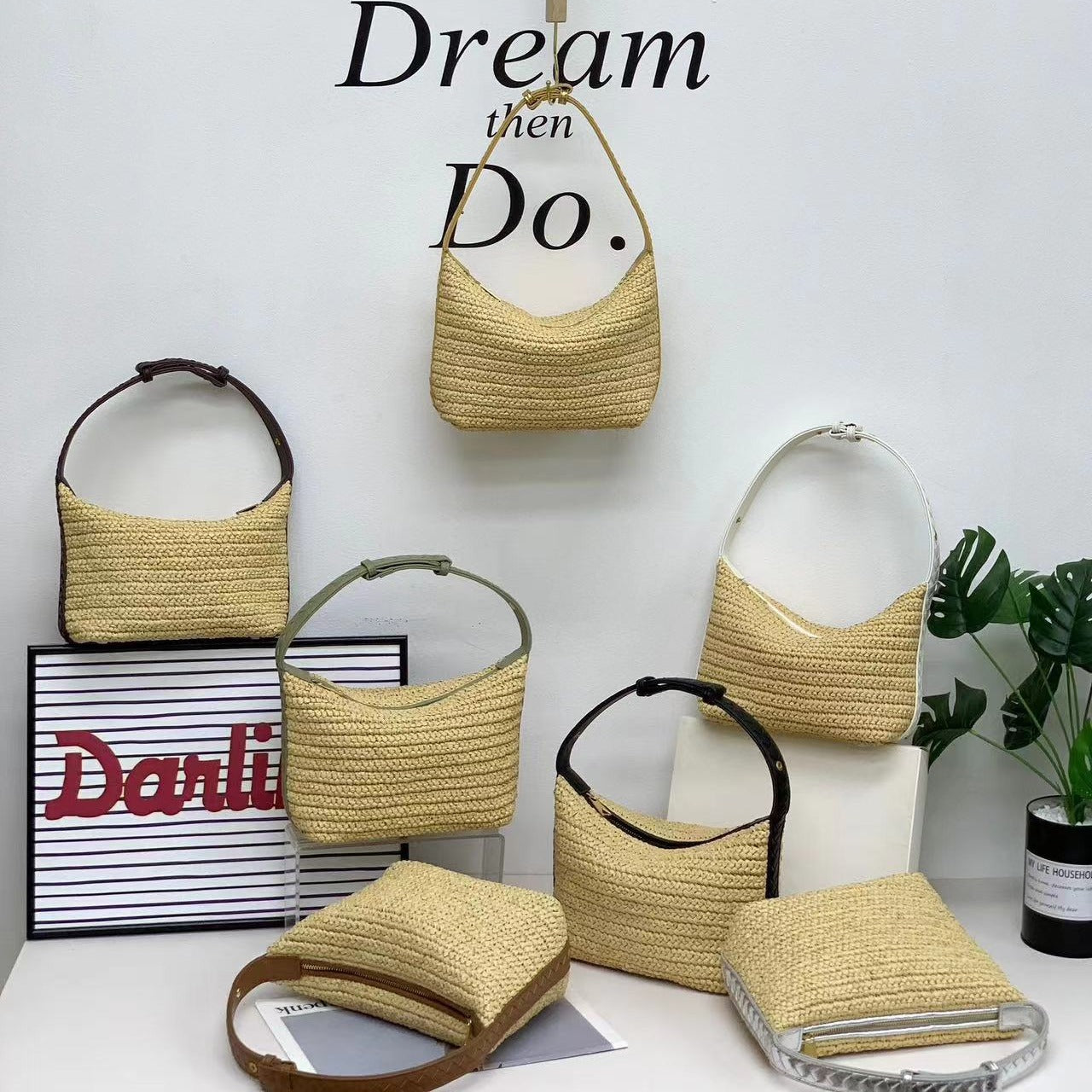 草编包饭盒包2024春夏新款包包女沙滩度假拉菲草手拎包单肩腋下包