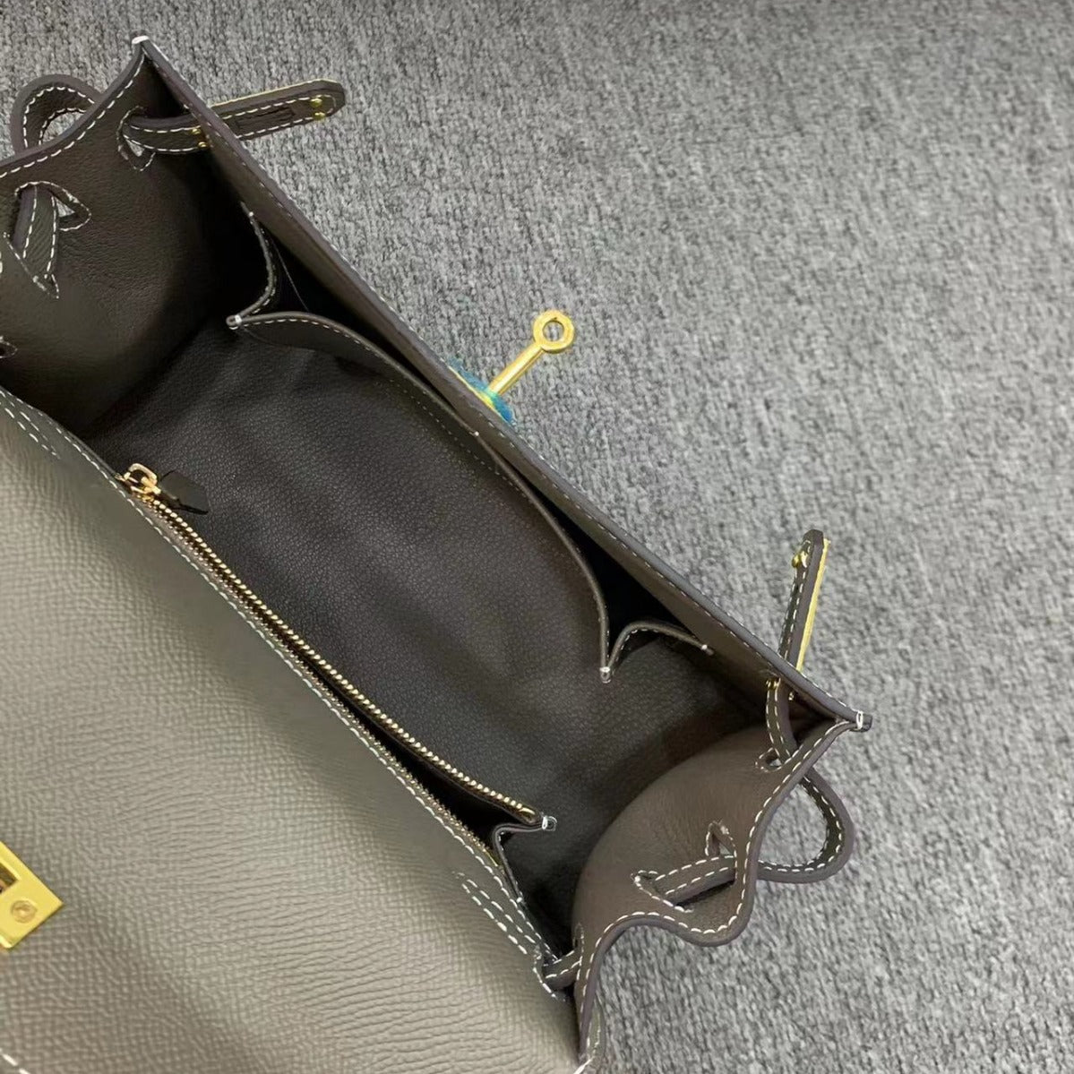 手提包新款2024潮流时尚百搭凯利包质感手掌纹手机包单肩斜挎包女