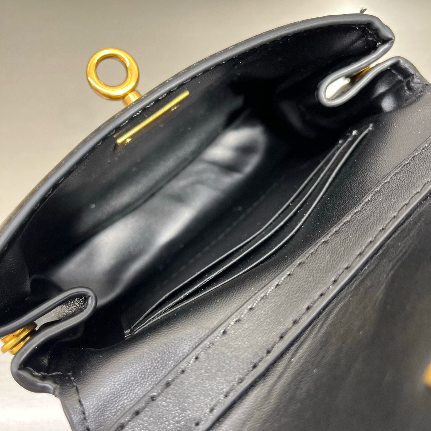 头层牛皮凯莉腋下包真皮托特包软皮手提包链条法棍包时尚斜挎包女