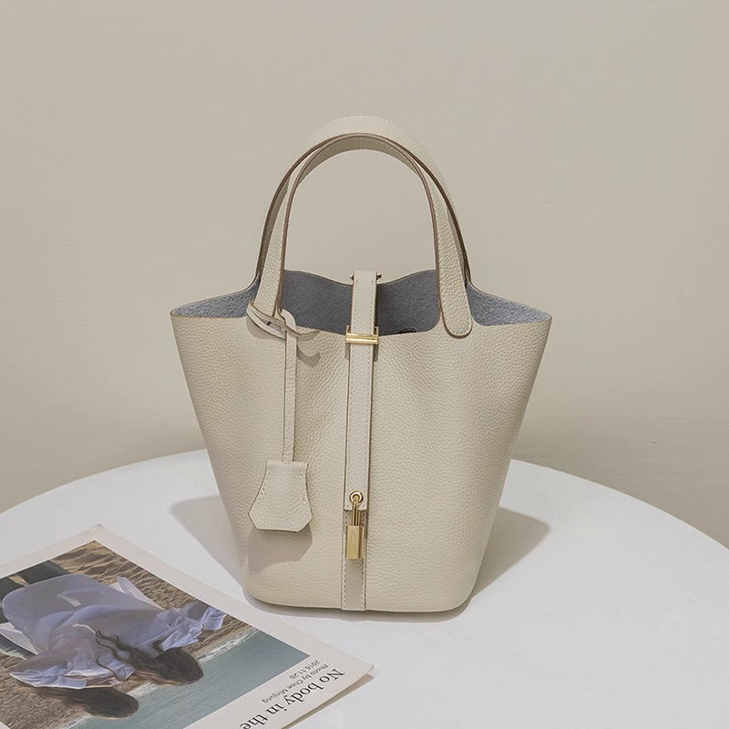 香港代购包包2023新款水桶包菜篮子女包真皮手提包妈咪包新娘婚包