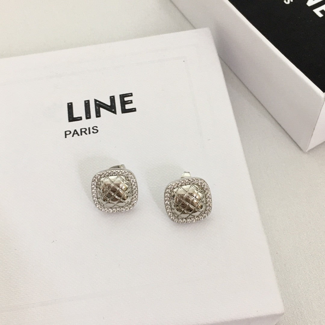 赛家新款几何方形微镶网状耳钉女潮港风ins耳饰四方镶钻格纹耳环