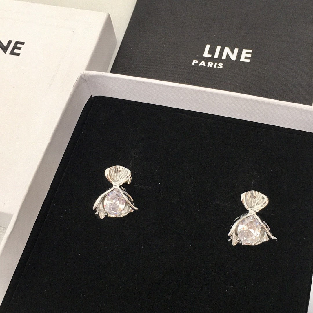 赛林家22新款手捧花耳钉女高级感气质锆石几何型蝴蝶结花束耳环