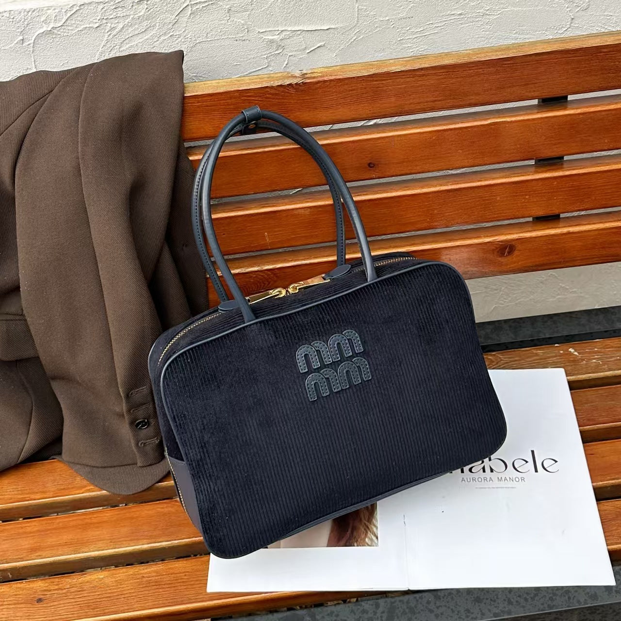 小设计大容量公文包2024新款复古美拉德手提斜挎大包气质单肩包