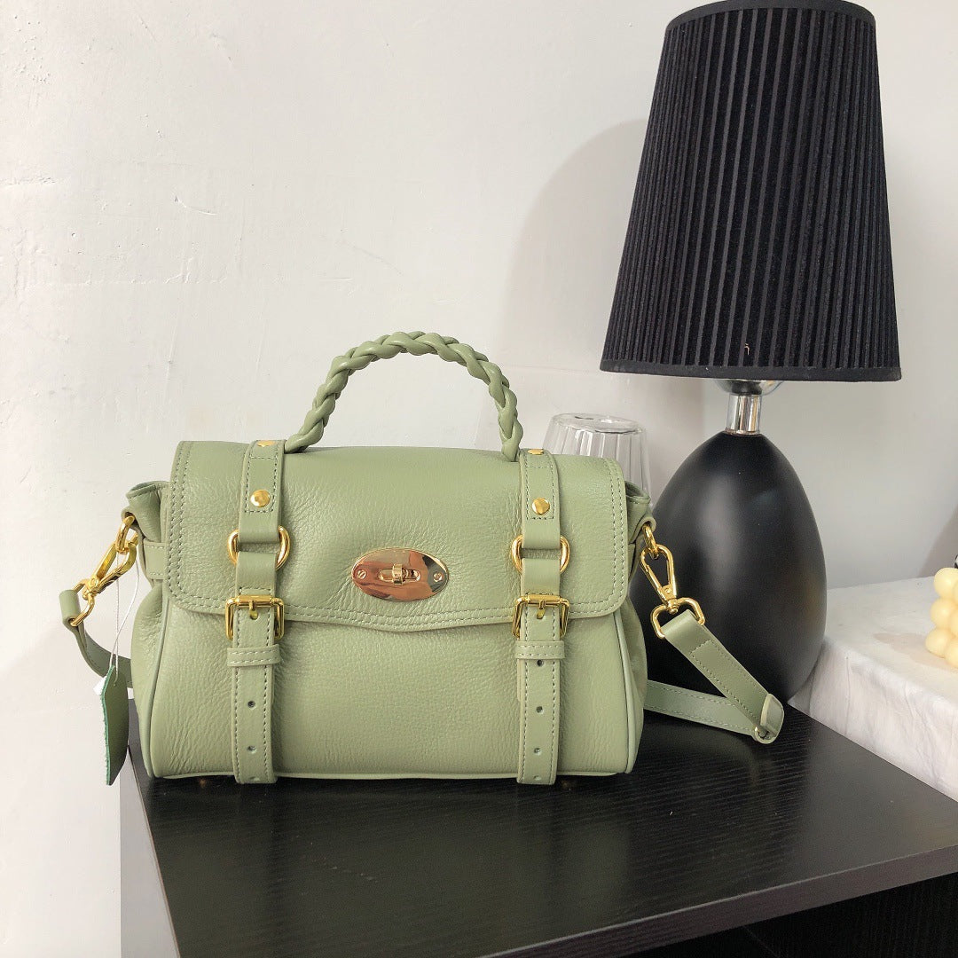 起范儿 头层黄牛皮自然摔Alexa邮差真皮通勤斜挎包百搭单肩批发