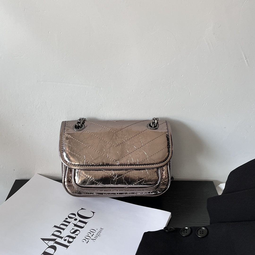 真皮腋下包女2023新款油蜡皮邮差包流浪包复古链条包斜挎一件代发