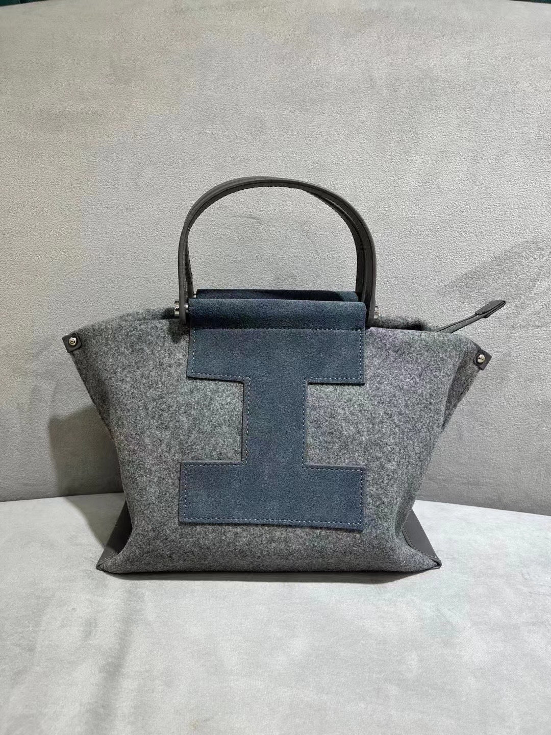 小众设计托特包2023新款百搭头层牛皮手提包高级感真皮单肩斜挎包