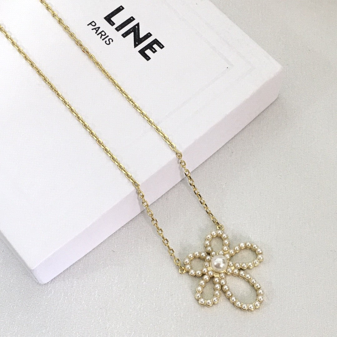 赛家新款镂空花瓣珍珠耳钉珍珠花朵耳环项链女气质优雅日韩风耳饰