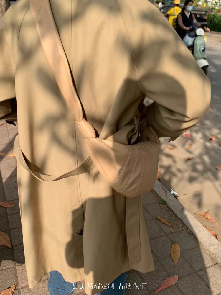 L家牛角包小众羊皮可颂包休闲饺子包真皮小号斜挎流浪胸包 批发