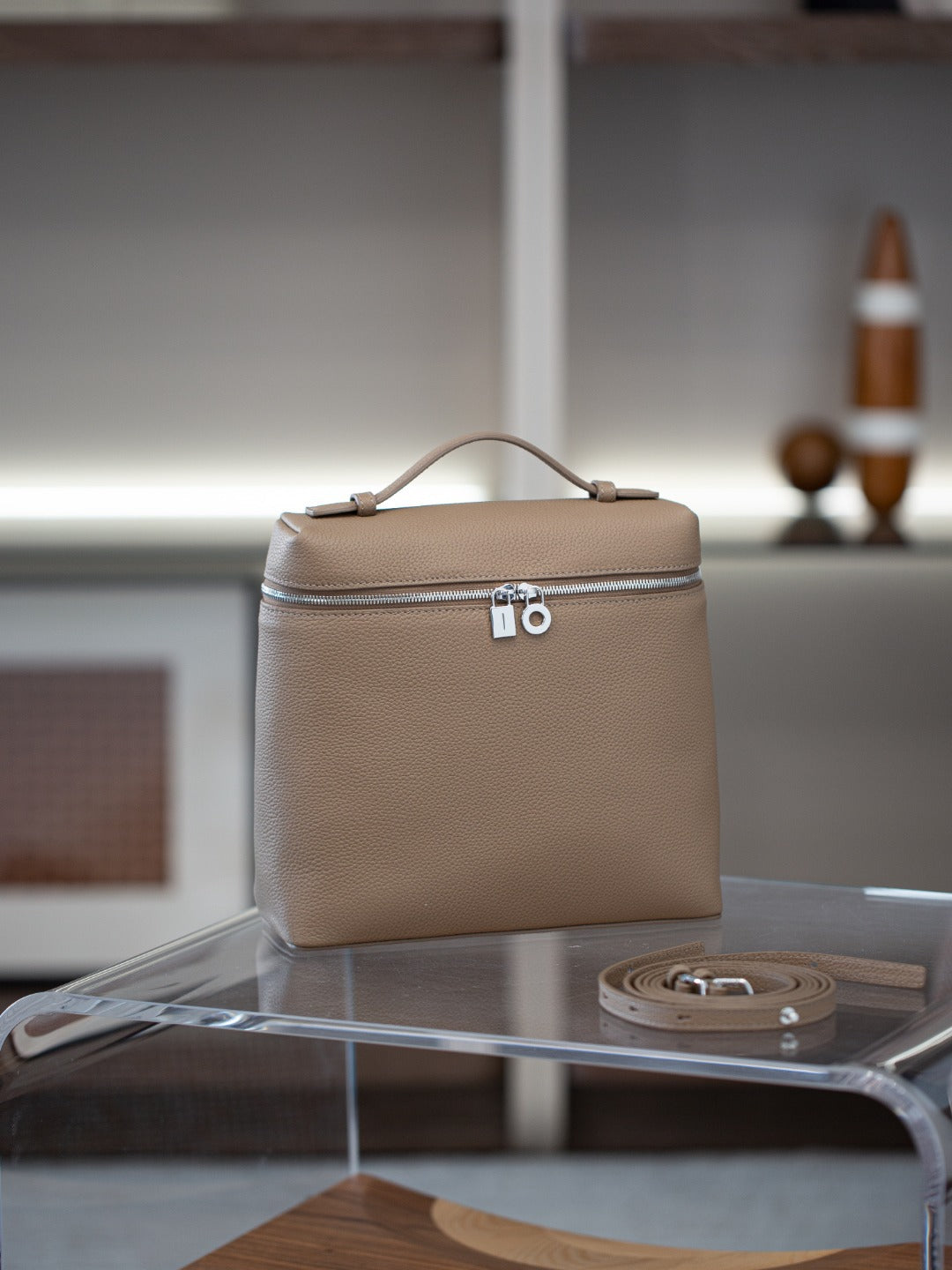 Loro包LP双肩包女2025新款时尚简约piana背包休闲旅游大容量书包