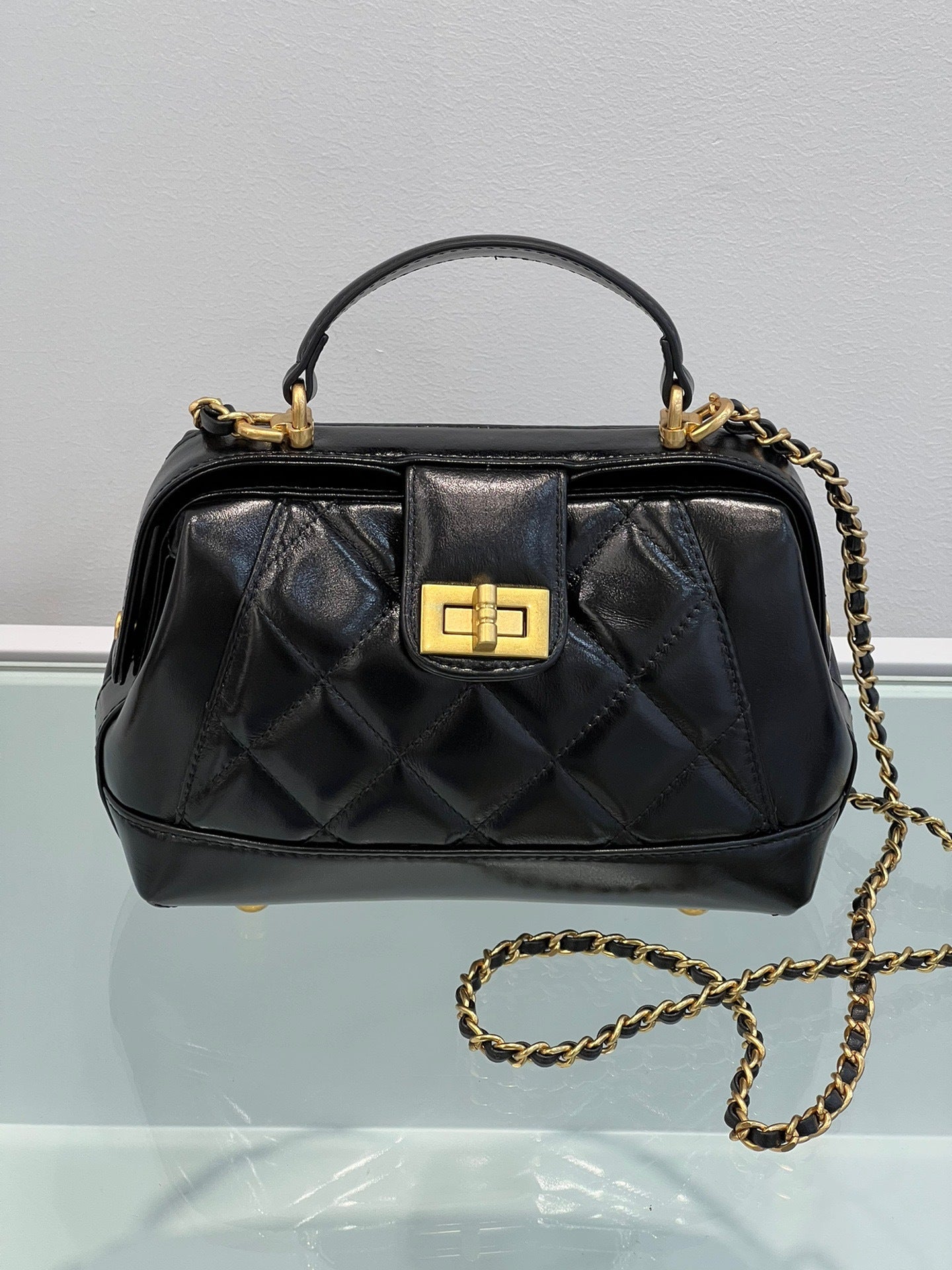 小香风菱格链条包油蜡头层牛皮复古斜挎包小包通勤夹子医生手提包