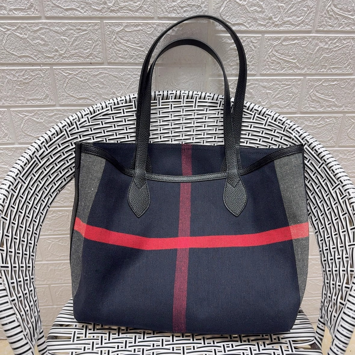 黄麻大托特tote购物袋ins风简约通勤办公电脑妈咪包大容量腋下包