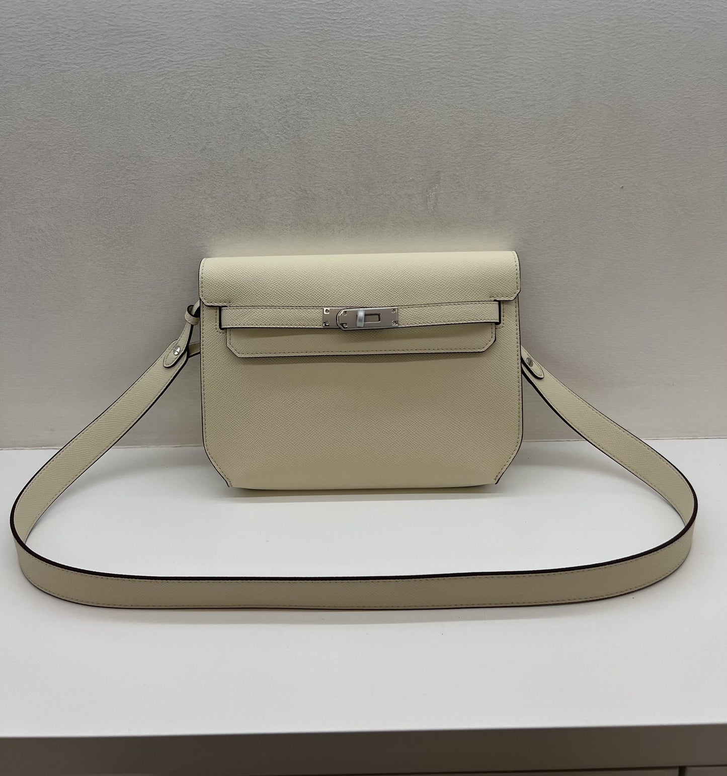 2023新款手掌纹牛皮凯莉包腋下包女单肩斜挎包复古通勤跳舞包真皮