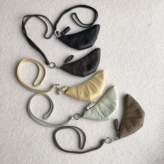 LE迷你挂脖牛角包钥匙零钱包头层牛皮可颂包单肩斜挎挂腰饺子包