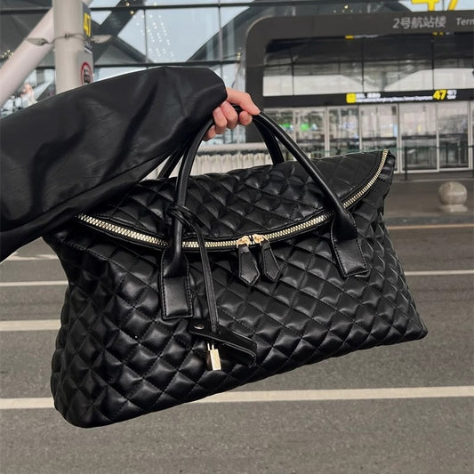 软皮菱格旅行包女2024新款腋下单肩登机行李大包购物袋手提健身包