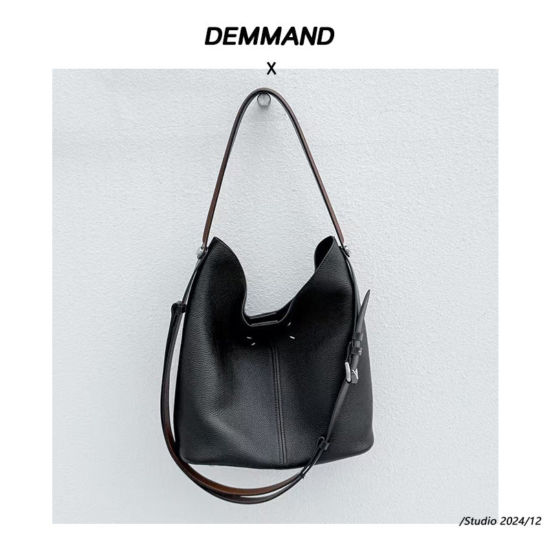 2025新款白色水桶包女斜挎头层真牛皮单肩大容量斜挎托特通勤包